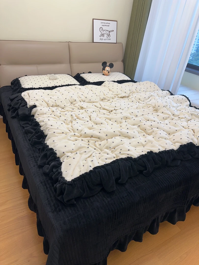 黑白波点牛奶绒花边床盖四件套冬天保暖韩式双面绒被套公主风