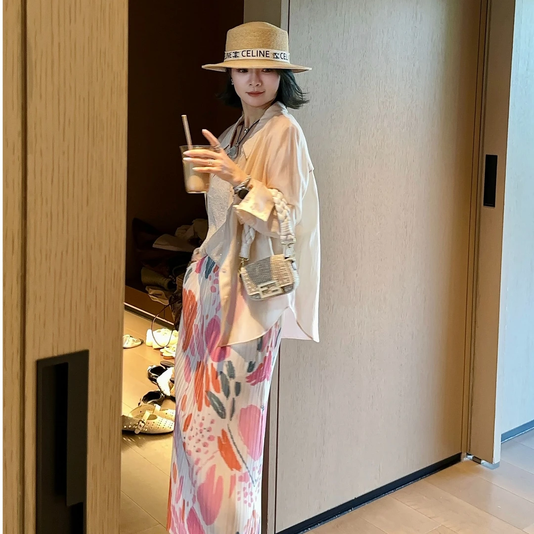 TheLOE/三宅褶皱粉色郁金香显瘦百搭直筒开叉半裙#05.06Q-G5268