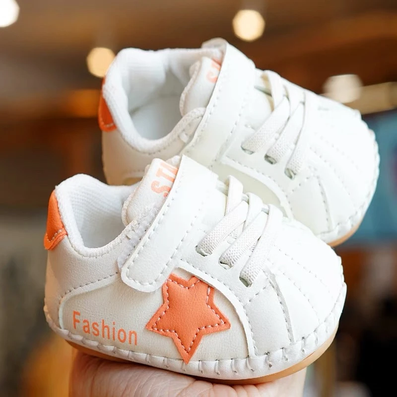 婴幼儿鞋子软底防滑春秋款初学者宝宝鞋学步鞋防掉透气卡通步前鞋