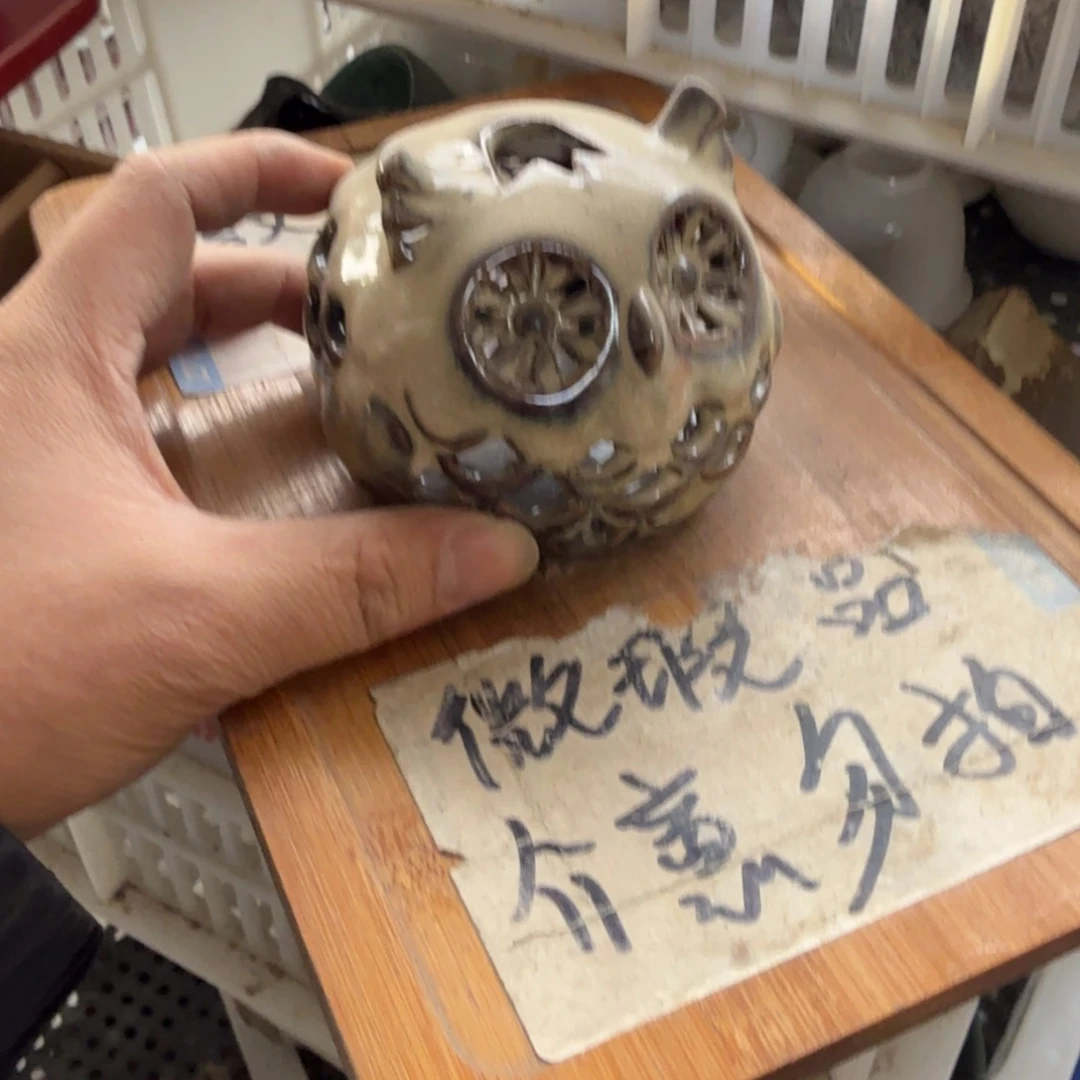 略有微瑕疵介意勿拍陶瓷器皿@