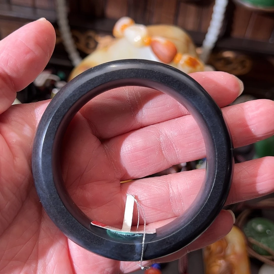 未镶嵌手镯和田玉（墨玉）