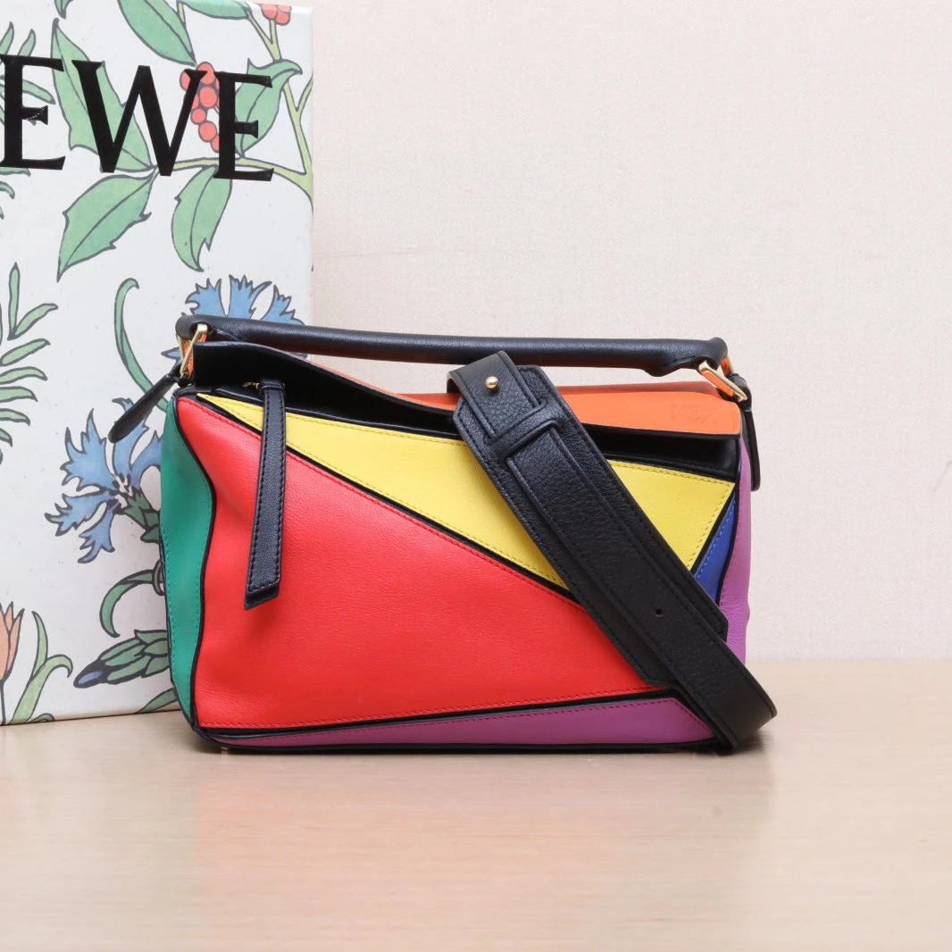 95新 LOEWE/罗意威 【娇】Puzzle 24 几何斜跨包 766565