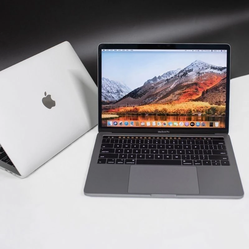 95新 Apple/苹果 13.3寸MacBookpro带指纹视网办公学习本/Y
