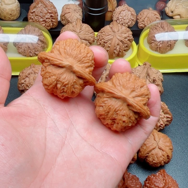 吊坠文玩核桃血麒麟狮子头42×40×37