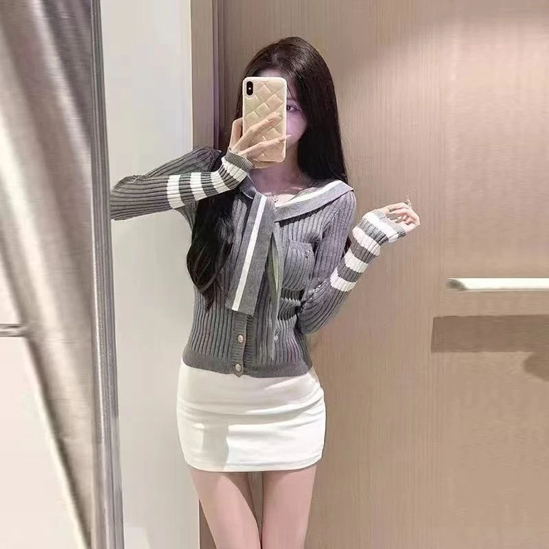 针织衫女款爆款2025新款韩系修身毛衣学院风海军领条纹上衣女107