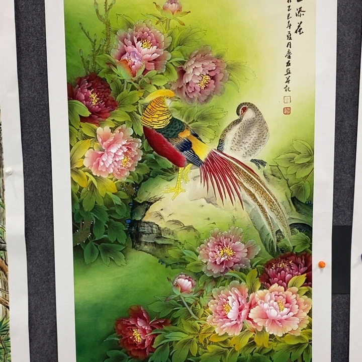 手绘作品等多种形式进行