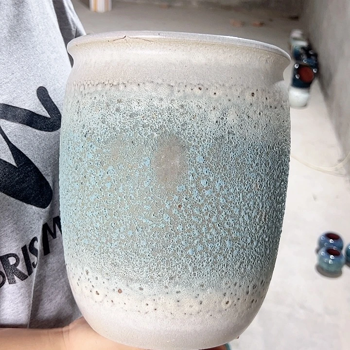 微瑕高度26厘米口径20厘米