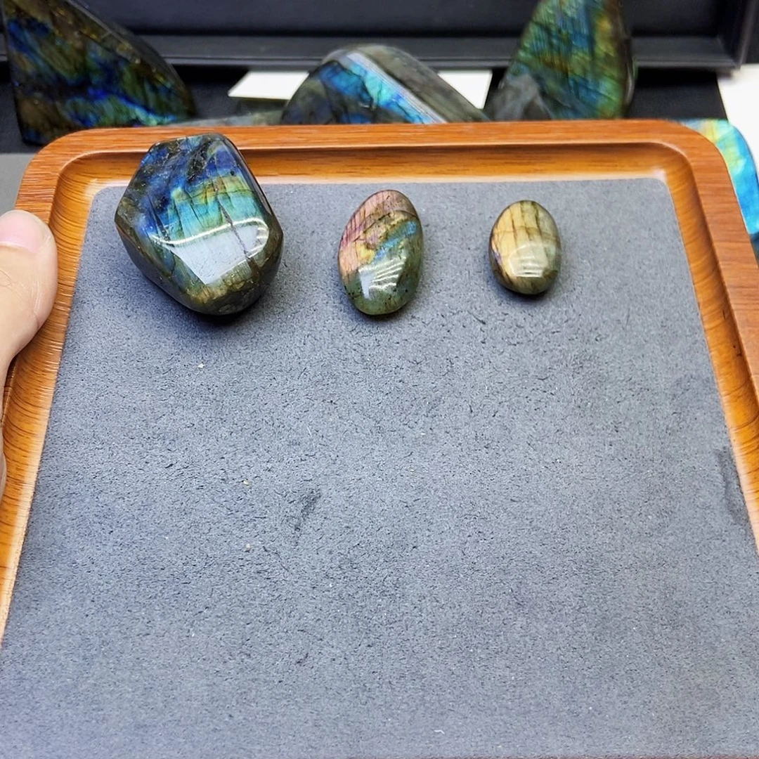 牛***天颈饰银S925镶嵌紫晶