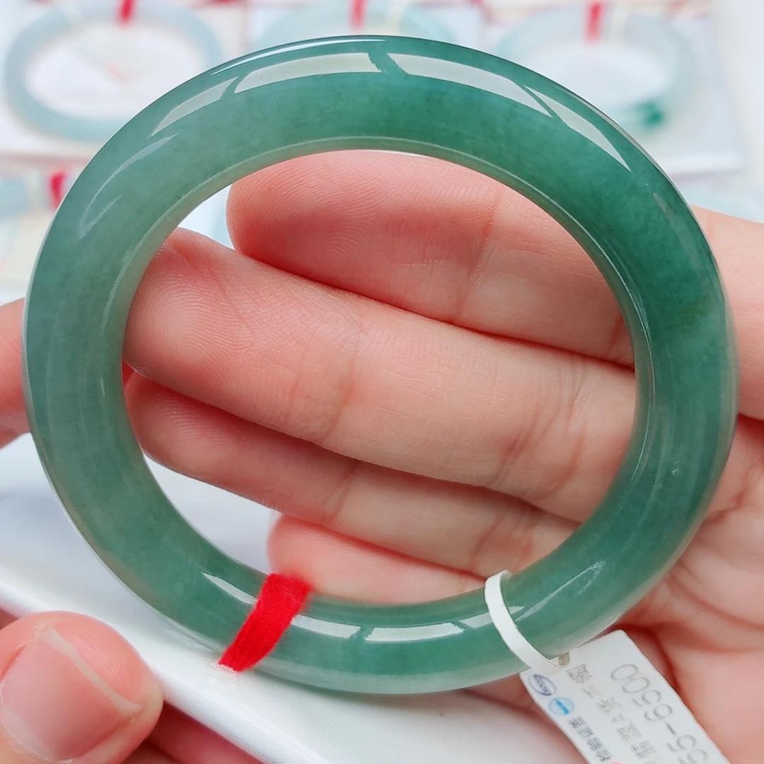 翡翠未镶嵌手镯天然翡翠手镯