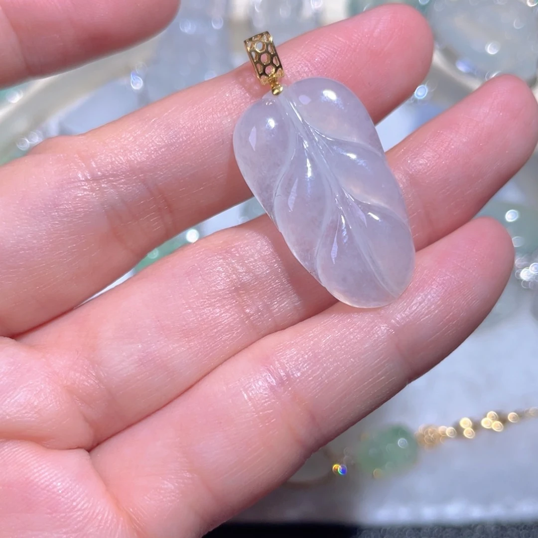 翡翠颈饰18K金镶嵌翡翠