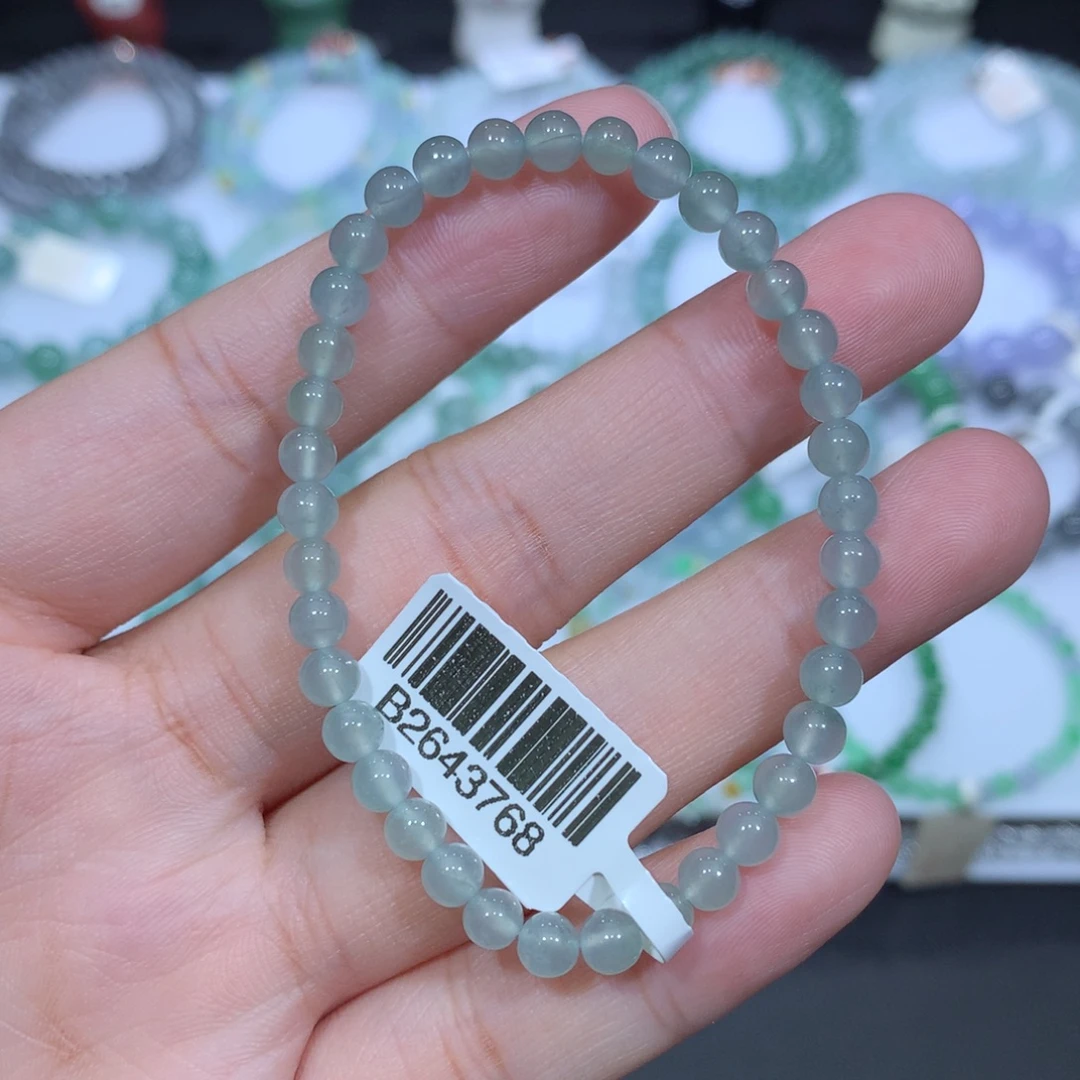 未镶嵌手串翡翠天然