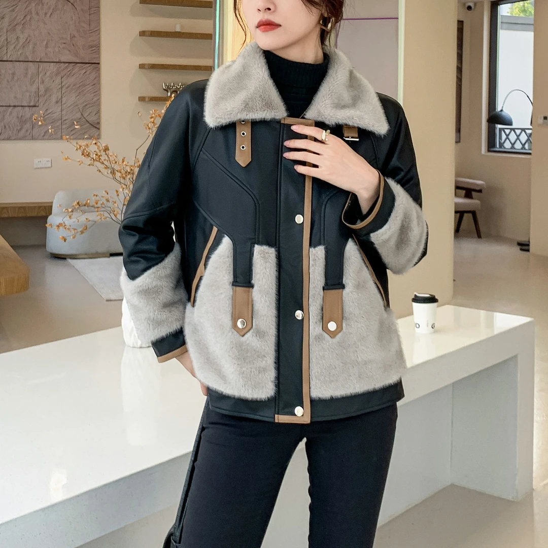 奢华毛毛亮面拼接宽松气质高级感外套X27675