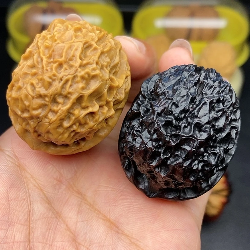 【闪购商品】文玩核桃把件42尺阴阳对龙鳞绣球