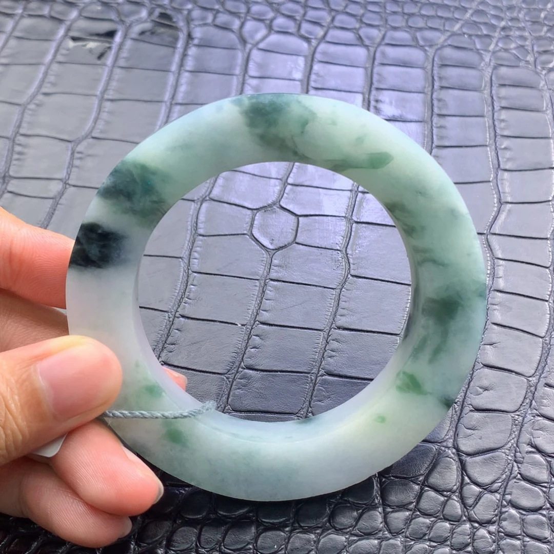 定制翡翠未镶嵌翡翠手镯