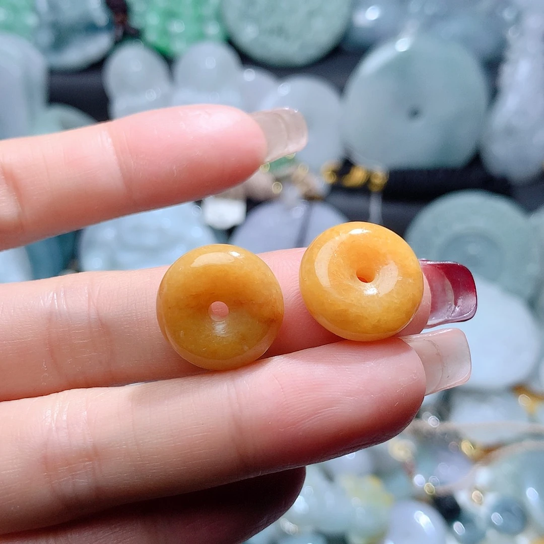 翡翠颈饰未镶嵌3319。