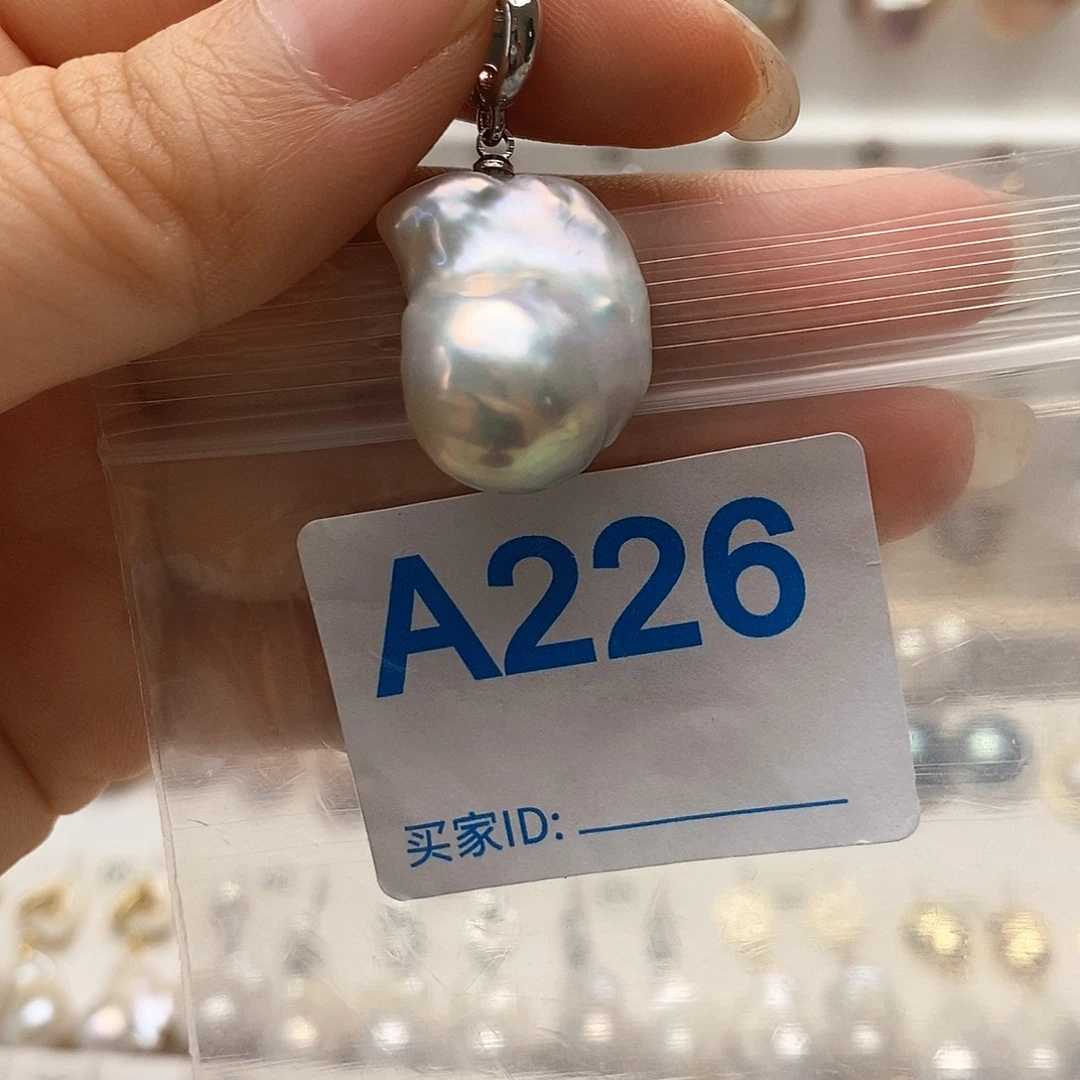颈饰未镶嵌淡水珍珠