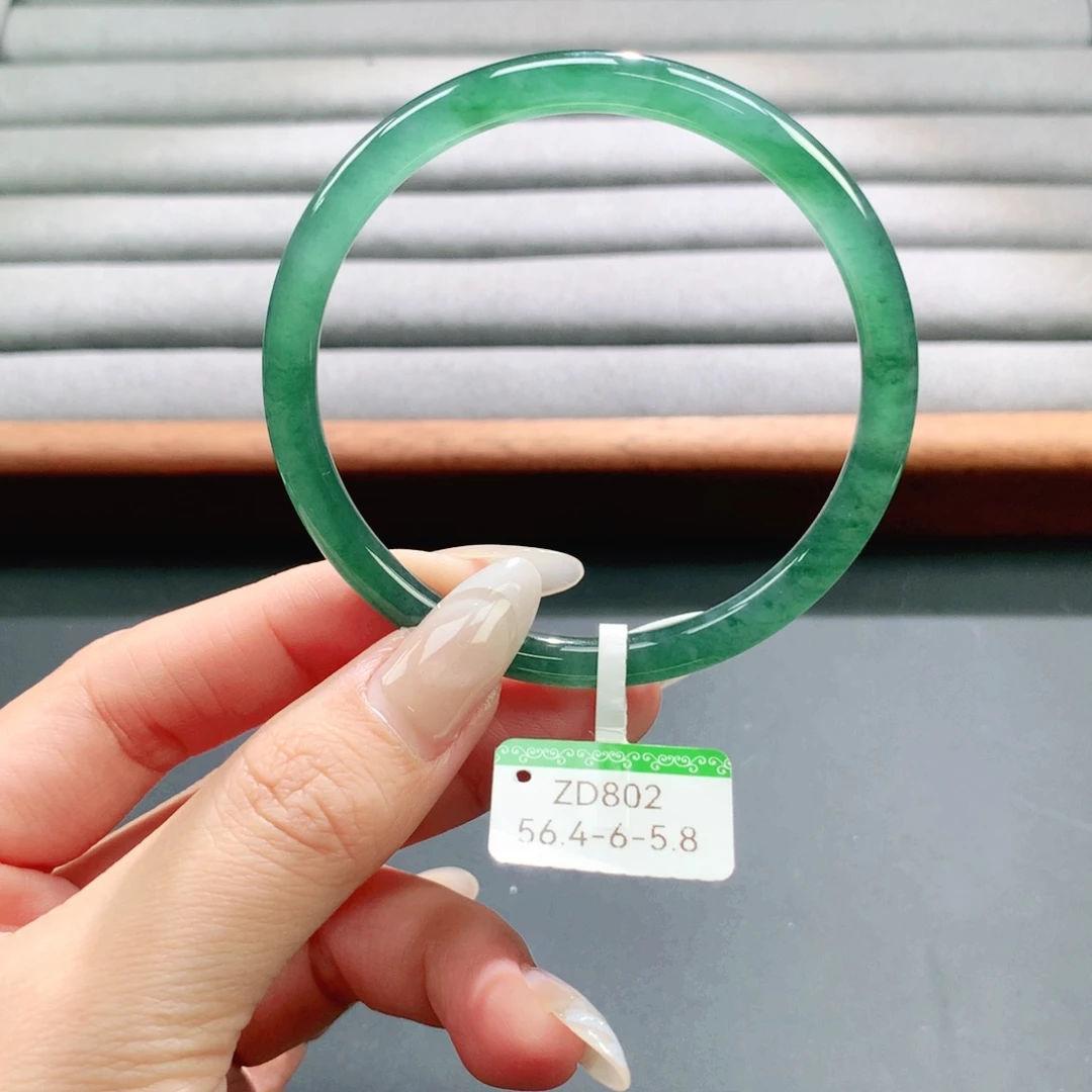 翡翠未镶嵌手镯天然