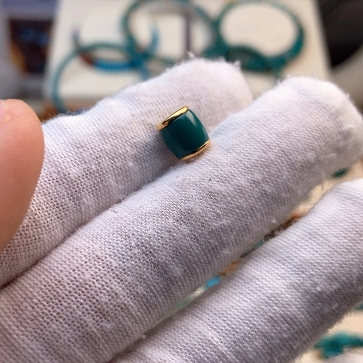 绿松石18K金镶嵌配饰j