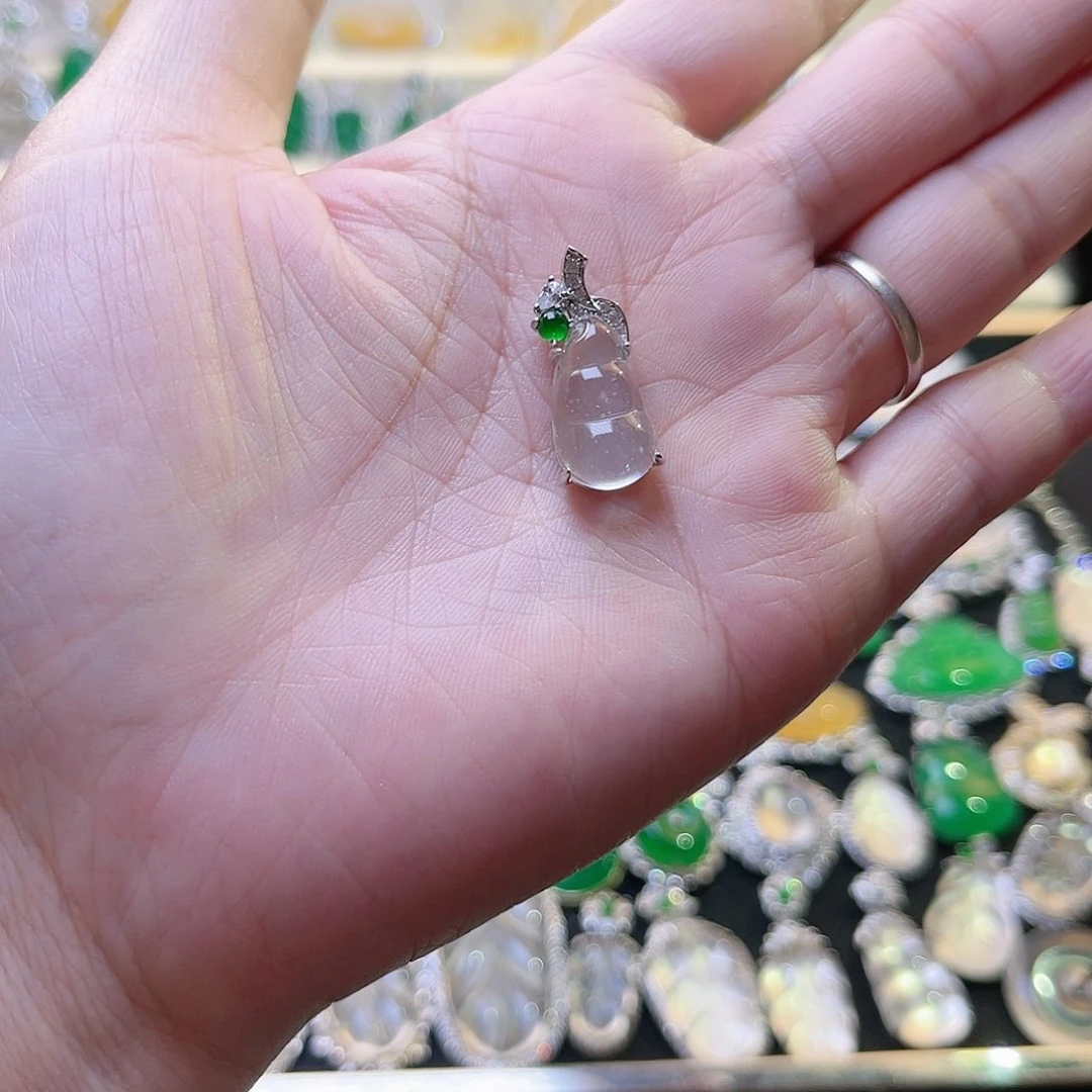 颈饰银S925镶嵌石英质玉