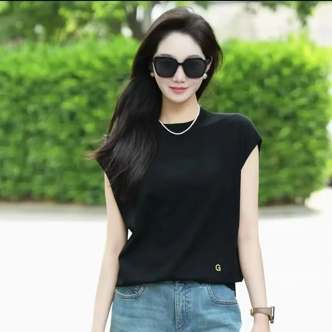 GIRDEAR/哥弟春夏时尚百搭简约宽松纯色女装圆领无袖针织衫138007