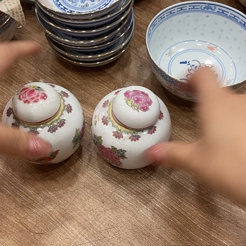 兰***堂景德镇粉彩花鸟宝珠罐