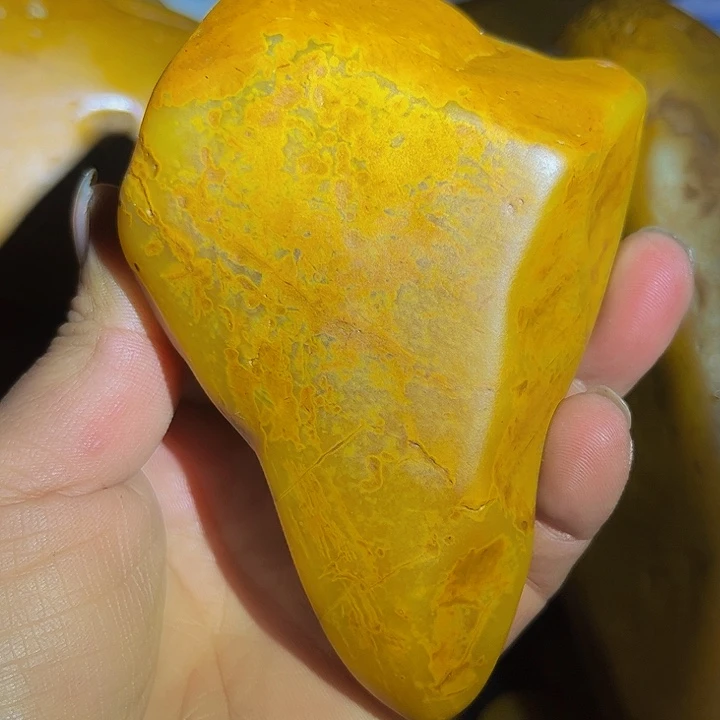 江西石B****w黄蜡石的设计