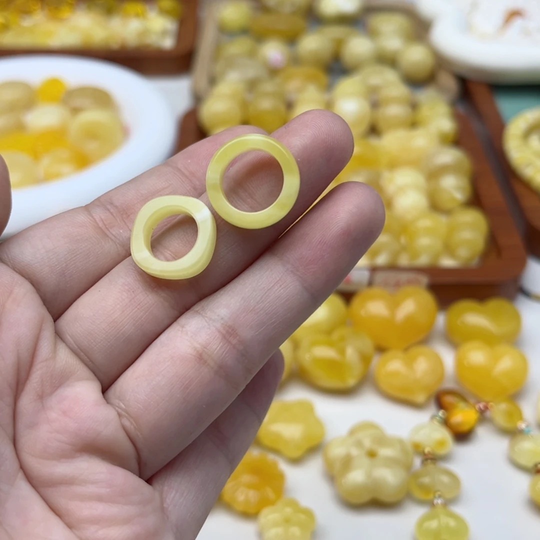 【闪购商品】未镶嵌蜜蜡裸石配饰