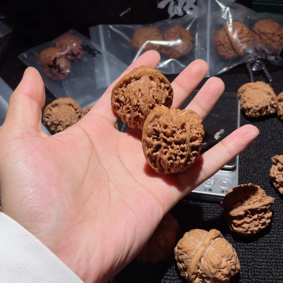 桃核把件耐***式42南疆5546677