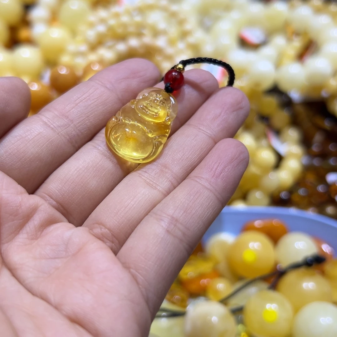 琥珀珠宝奇石未镶嵌