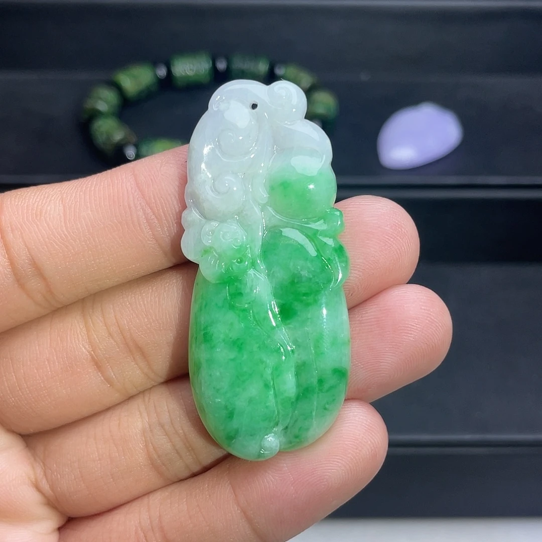 翡翠未镶嵌吊坠(不含链)