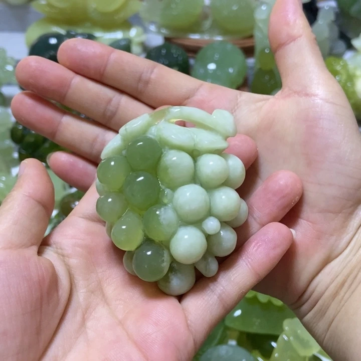 【闪购商品】蛇纹石玉未镶嵌把件
