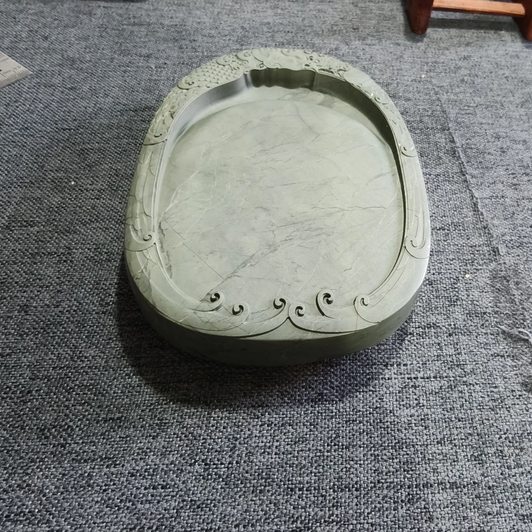 甘肃洮砚，喇嘛崖老坑鸭头绿，凤凰砚。尺寸14.5*10.3*2.1厘米