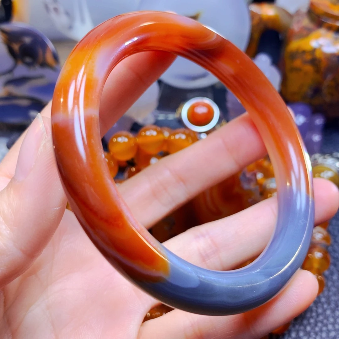 玛瑙/玉髓镯子未镶嵌