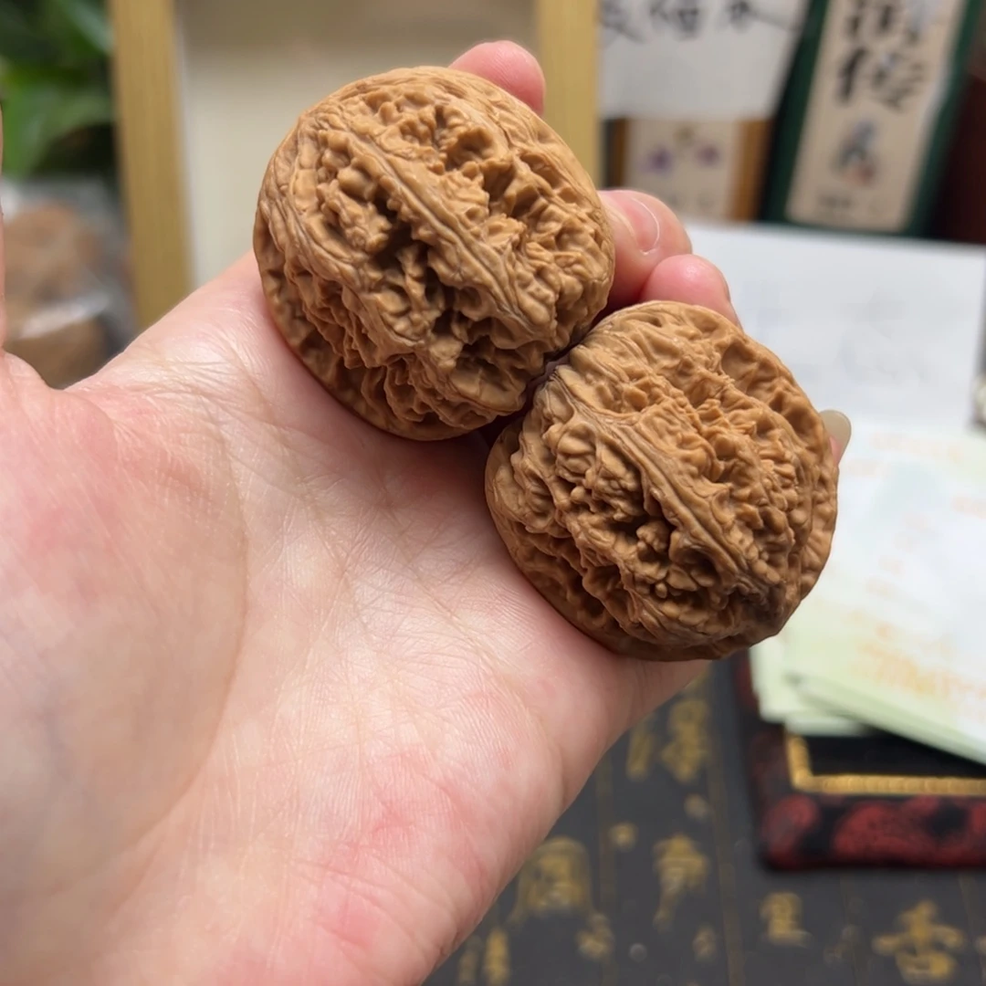 把件文玩核桃39平谷粗筋