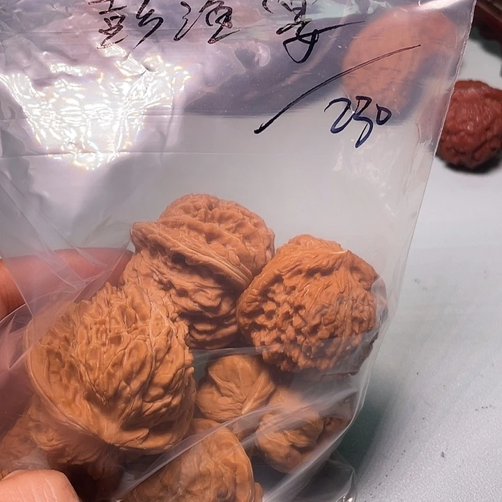 彭***）文玩核桃吊坠文玩核桃888