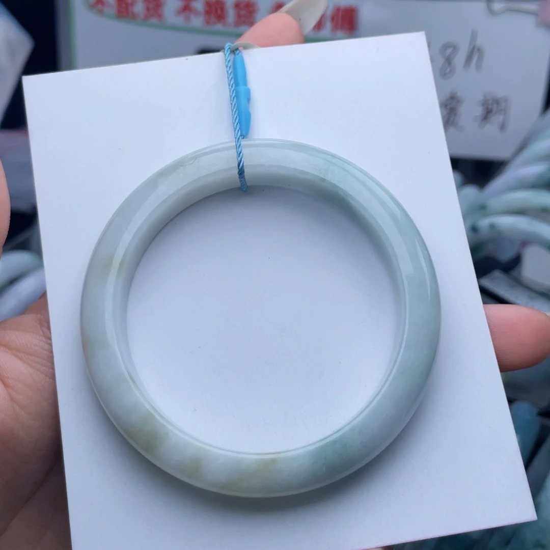 翡翠未镶嵌手镯55.7圈