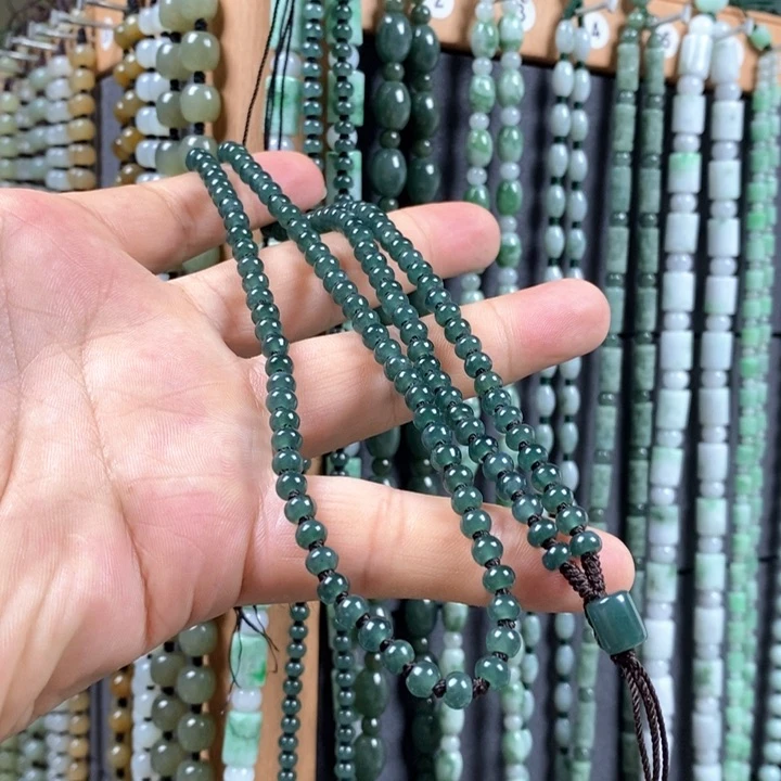 出***M翡翠未镶嵌项链翡翠项链