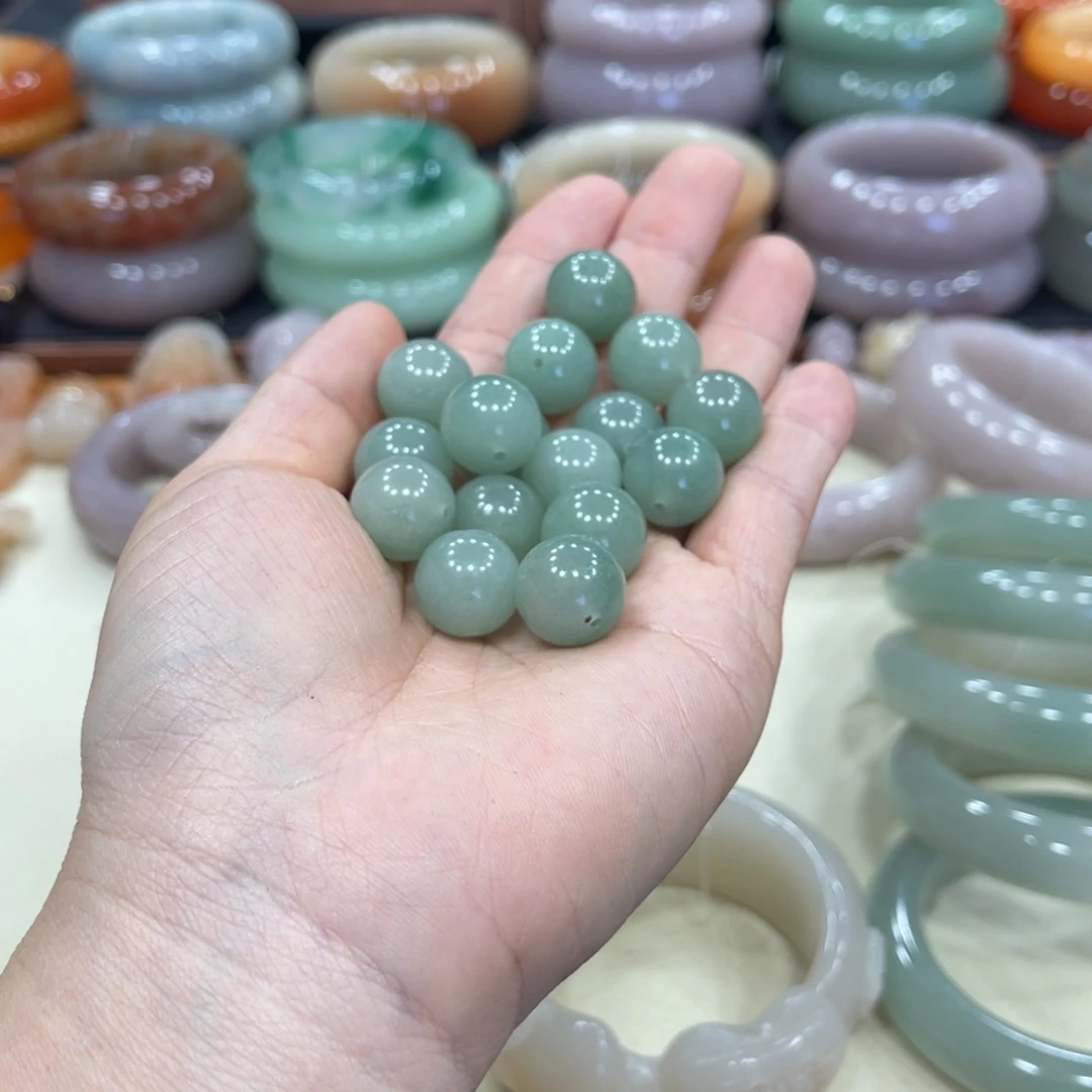 石英质玉我未镶嵌