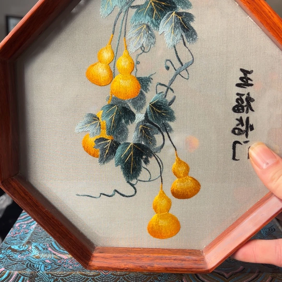 罩***住刺绣纯手工刺绣双面绣实木摆件