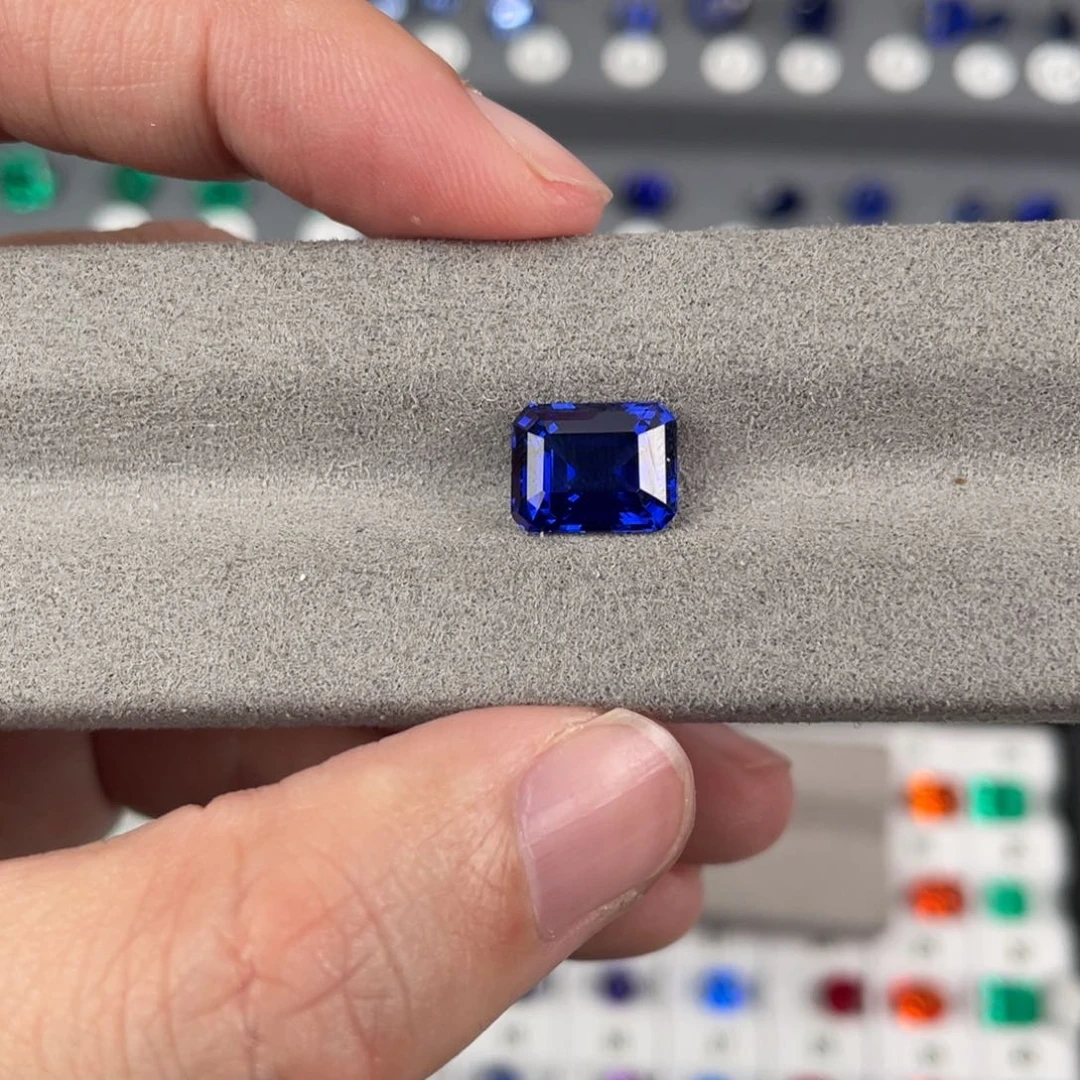 合成（培育）蓝宝石裸石未镶嵌方*糖4.6ct