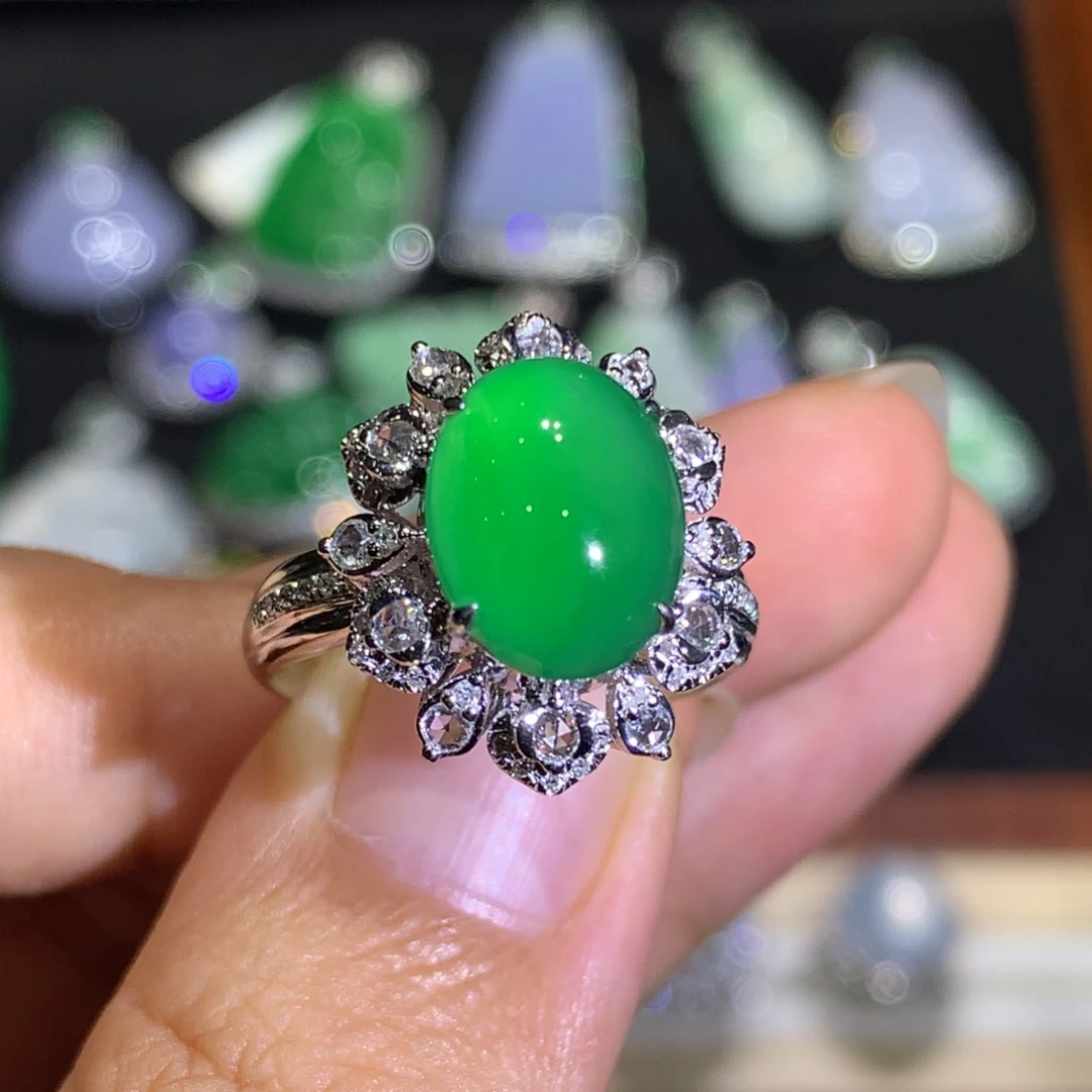 翡翠戒指18K金镶嵌8、