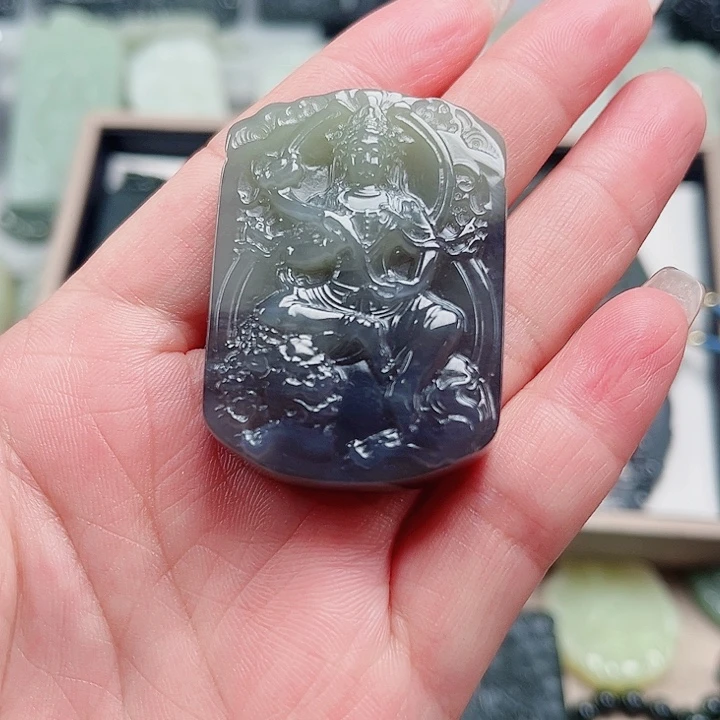 思***念和田玉未镶嵌颈饰