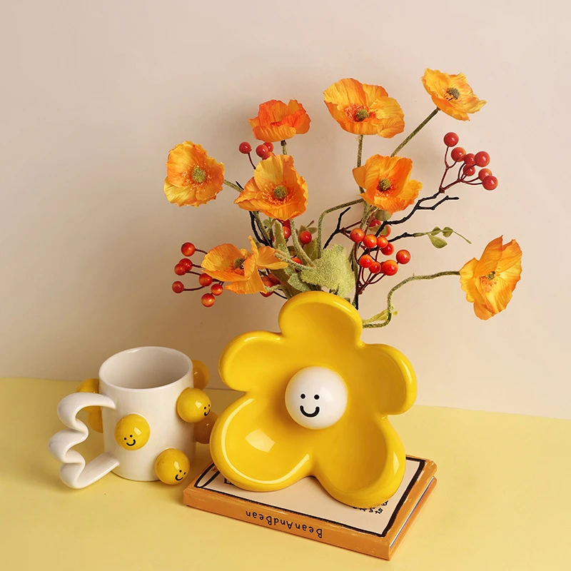 可爱笑脸陶瓷花瓶摆件高级感客厅插花玄关家居装饰品小众桌面摆件