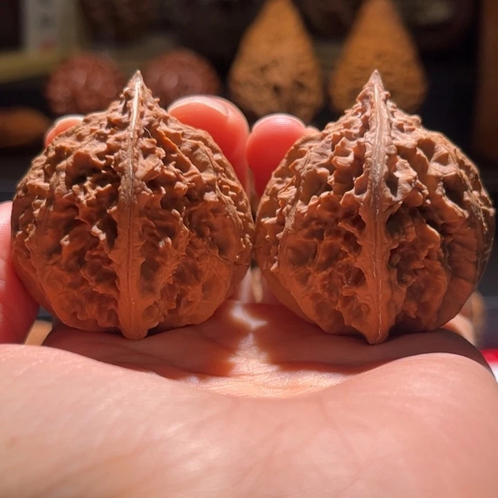 文玩核桃吊坠刺猬16