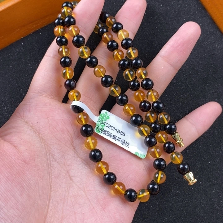 未镶嵌琥珀珠宝奇石