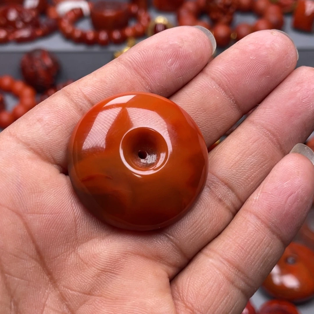 南红玛瑙未镶嵌珠宝奇石吊坠