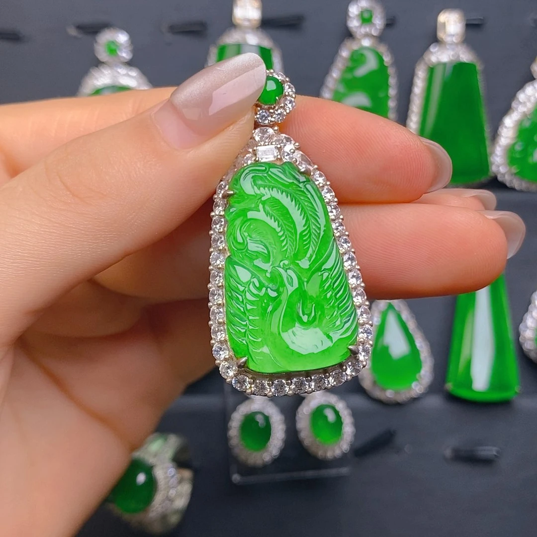 翡翠银S925镶嵌颈饰凤凰