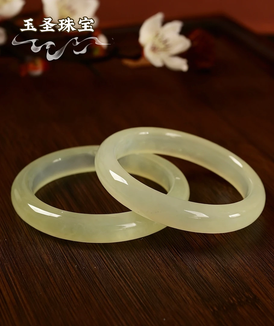 【雲总宠粉】纯天然玉石/未镶嵌/多样性发其一/冰晴手镯