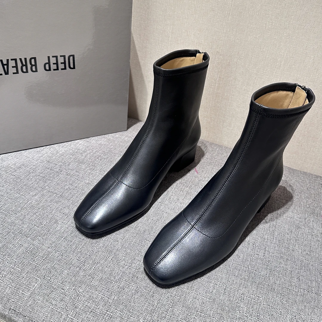 DEEP BREATH 深呼吸女鞋 新款踝靴短靴粗跟瘦瘦靴Ax15240