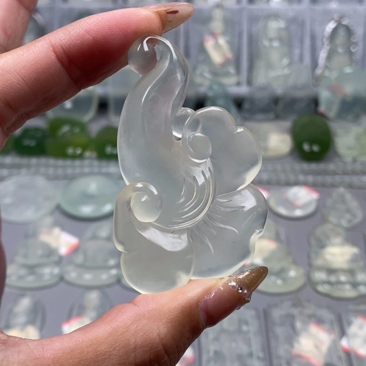 蛇纹石玉颈饰未镶嵌?****?